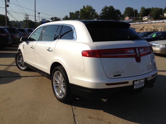 2013 Lincoln MKT Xlt Lariet 4dr