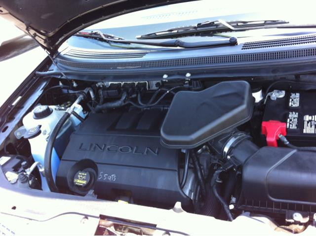 2010 Lincoln MKX Base
