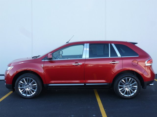 2011 Lincoln MKX Base