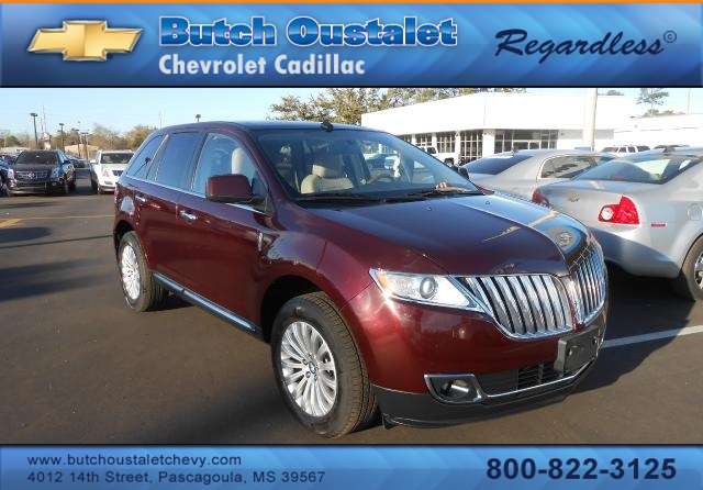 2011 Lincoln MKX Base