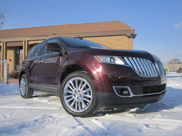 2011 Lincoln MKX Base