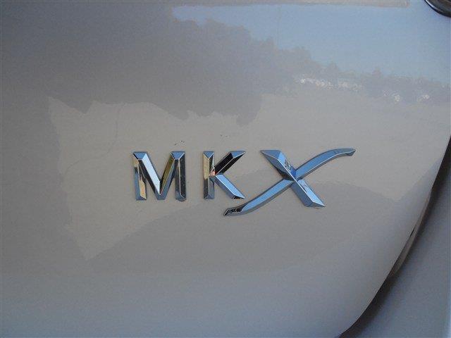 2013 Lincoln MKX Unknown