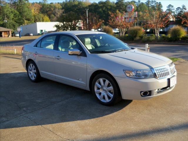 2007 Lincoln MKZ Base