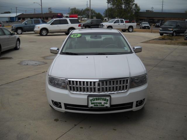 2007 Lincoln MKZ Base