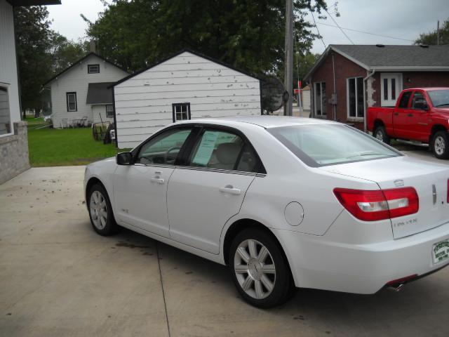 2007 Lincoln MKZ Base