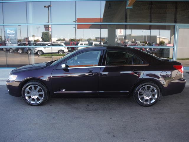 2007 Lincoln MKZ Base