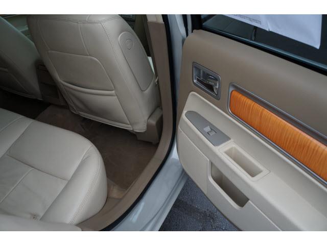 2007 Lincoln MKZ Base