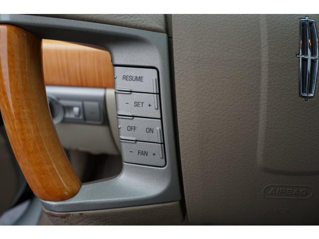 2007 Lincoln MKZ Base