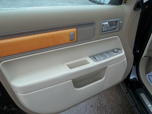 2008 Lincoln MKZ Base