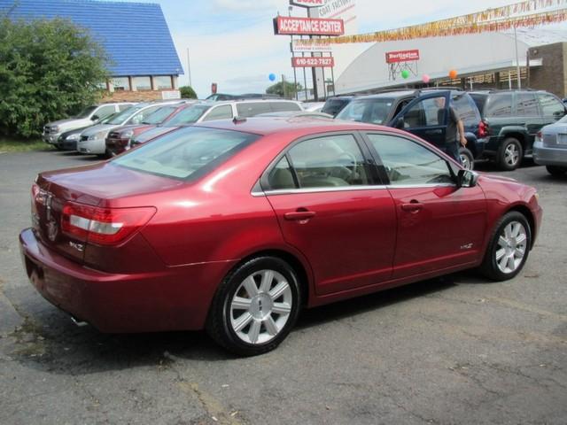 2008 Lincoln MKZ Base