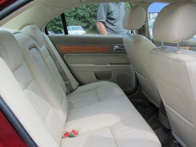 2008 Lincoln MKZ Base