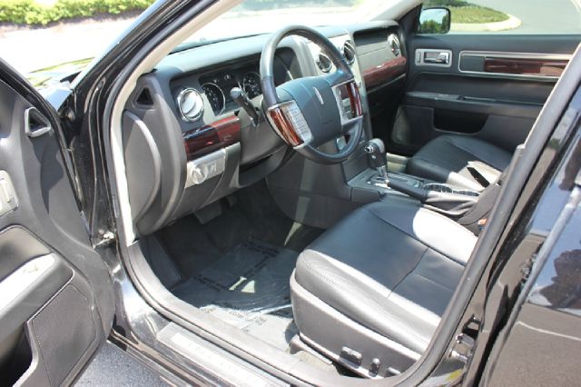 2009 Lincoln MKZ Base