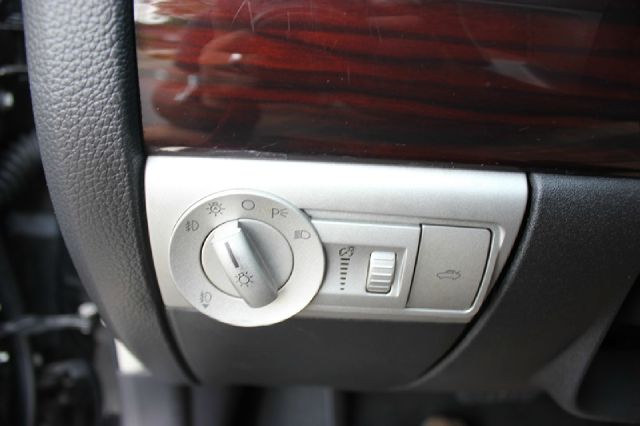 2009 Lincoln MKZ Base
