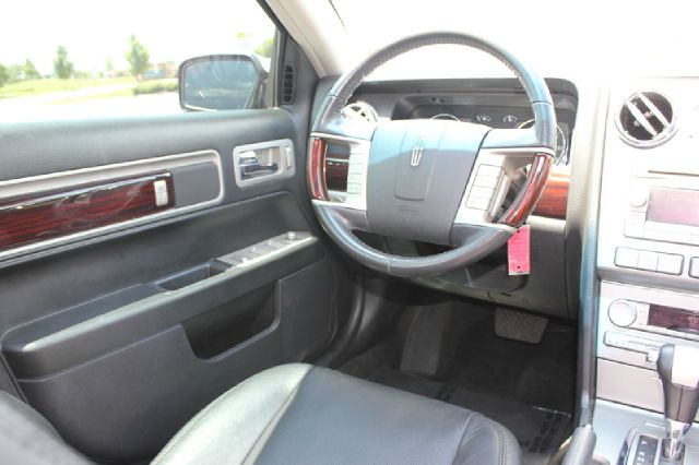 2009 Lincoln MKZ Base