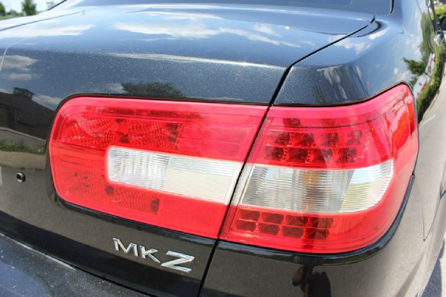 2009 Lincoln MKZ Base