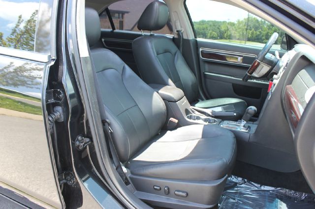 2009 Lincoln MKZ Base