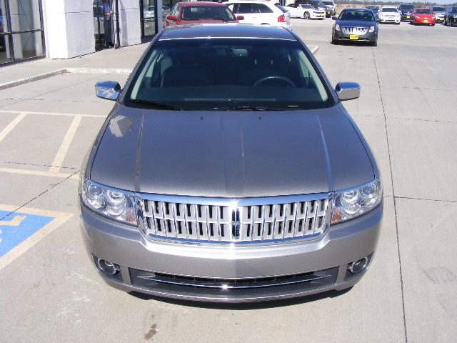 2009 Lincoln MKZ Base