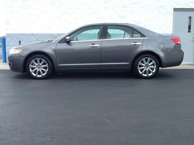 2011 Lincoln MKZ Luxury Sedan Cadillac Factory Certified
