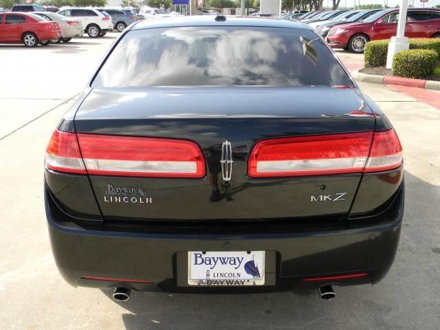 2011 Lincoln MKZ Luxury Sedan Cadillac Factory Certified