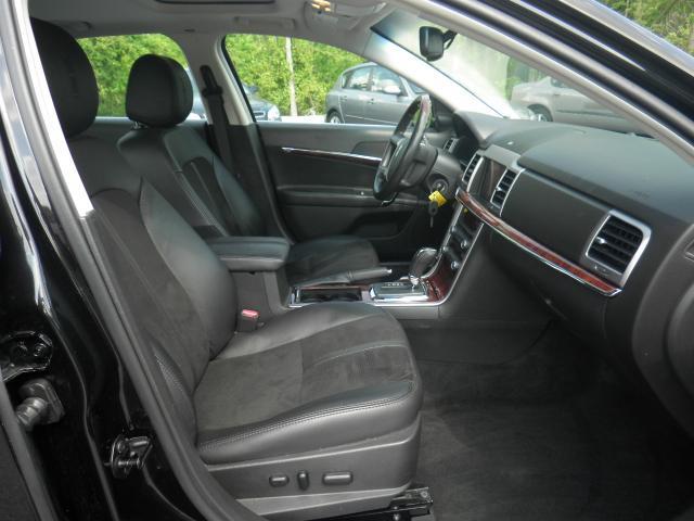2011 Lincoln MKZ Carrera 4S