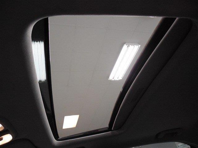 2011 Lincoln MKZ ESi