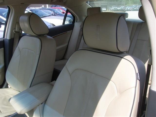 2011 Lincoln MKZ Luxury Sedan Cadillac Factory Certified