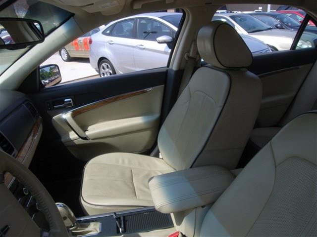 2011 Lincoln MKZ Luxury Sedan Cadillac Factory Certified