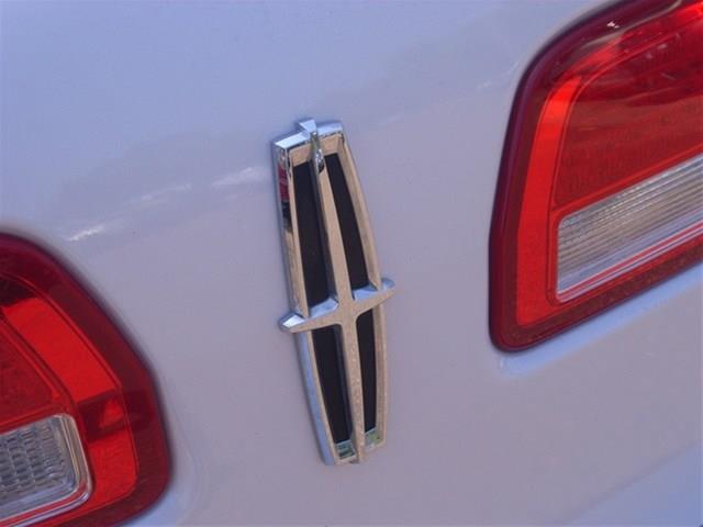 2011 Lincoln MKZ Luxury Sedan Cadillac Factory Certified