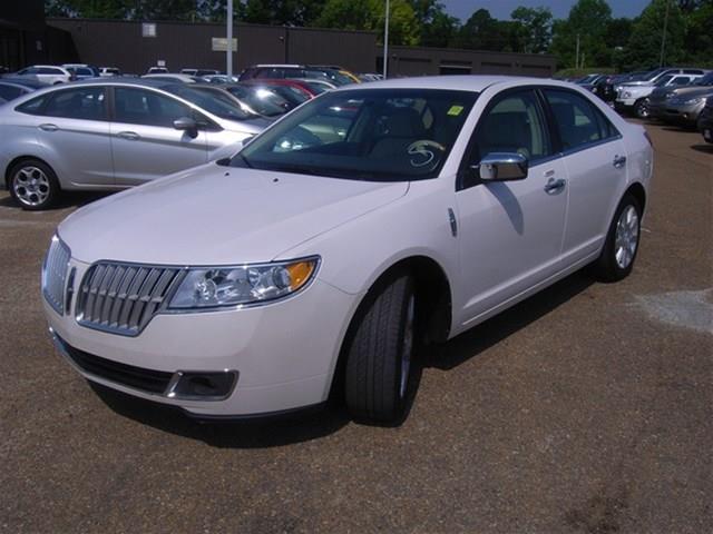 2011 Lincoln MKZ Luxury Sedan Cadillac Factory Certified