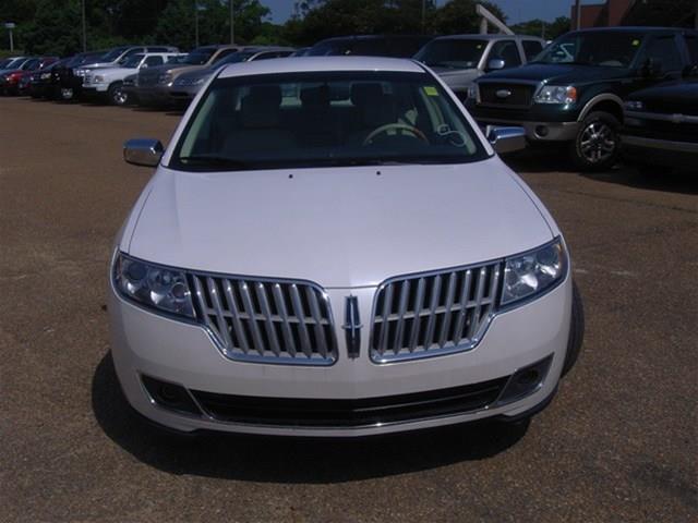 2011 Lincoln MKZ Luxury Sedan Cadillac Factory Certified