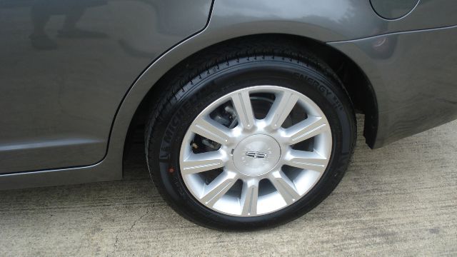 2012 Lincoln MKZ Base