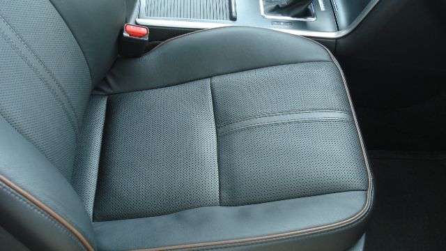 2012 Lincoln MKZ Base