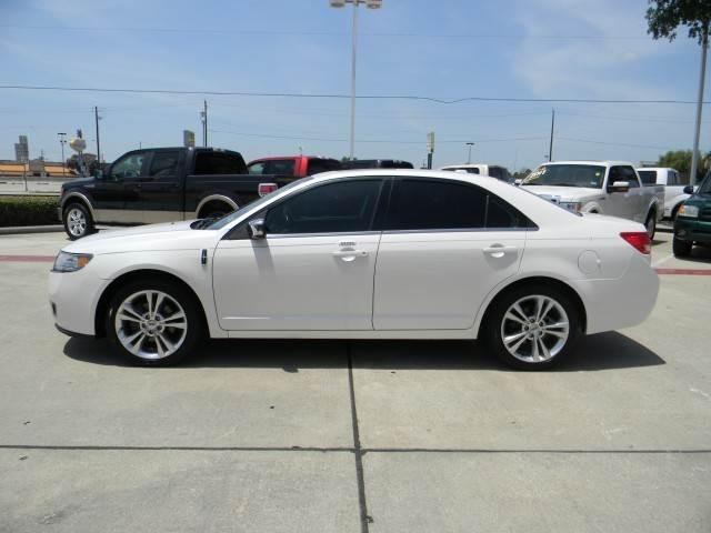 2012 Lincoln MKZ Luxury Sedan Cadillac Factory Certified