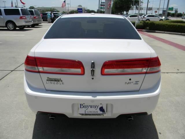 2012 Lincoln MKZ Luxury Sedan Cadillac Factory Certified