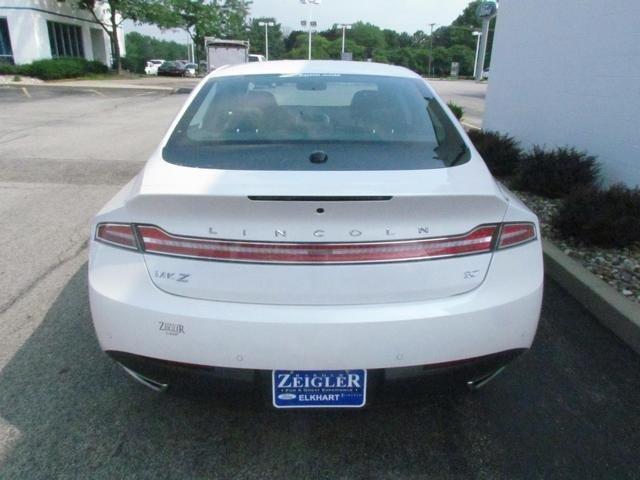 2013 Lincoln MKZ Base