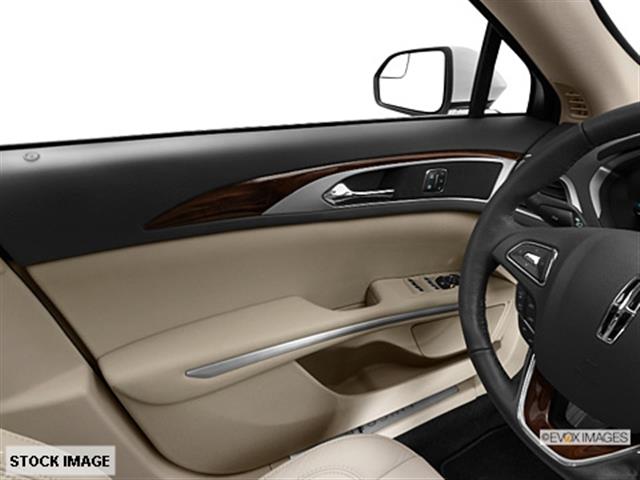 2013 Lincoln MKZ Carrera 4S