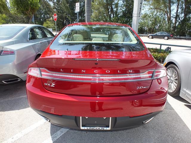 2013 Lincoln MKZ Coupe