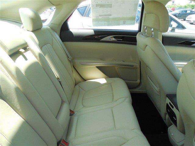 2013 Lincoln MKZ Unknown