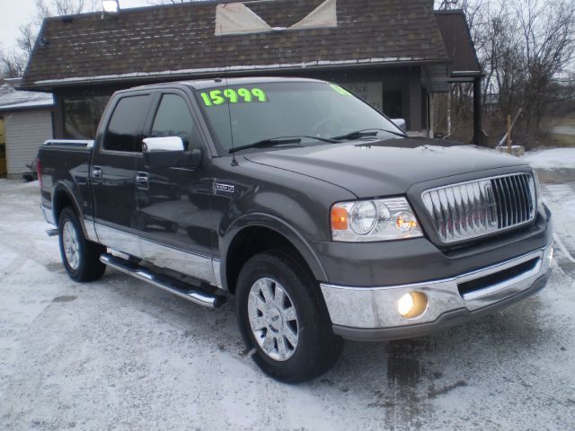 2006 Lincoln Mark LT Ram 3500 Diesel 2-WD