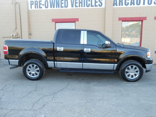 2006 Lincoln Mark LT Ram 3500 Diesel 2-WD