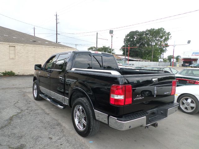 2006 Lincoln Mark LT Ram 3500 Diesel 2-WD