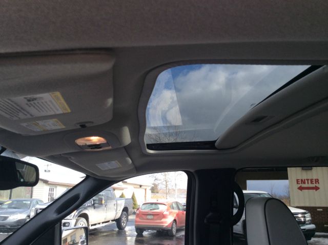 2006 Lincoln Mark LT Ram 3500 Diesel 2-WD