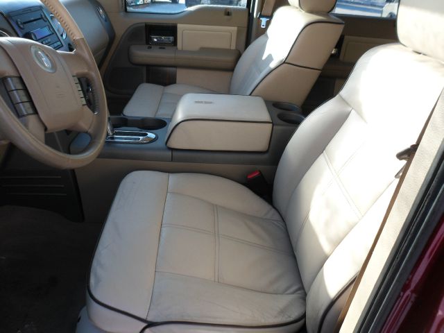 2006 Lincoln Mark LT Ram 3500 Diesel 2-WD