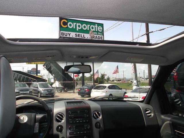 2006 Lincoln Mark LT Ram 3500 Diesel 2-WD