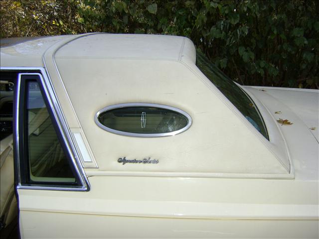 1983 Lincoln Mark VI DOWN 4.9 WAC
