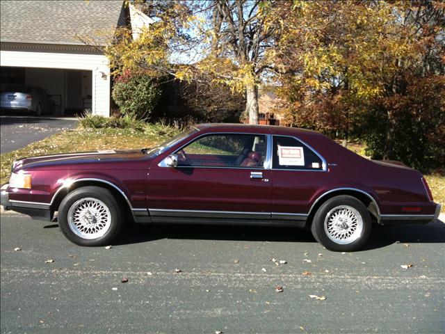 1990 Lincoln Mark VII AWD Sedan