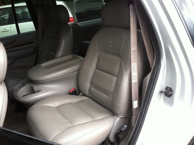 1998 Lincoln Navigator Ram 3500 Diesel 2-WD