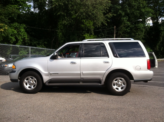 1998 Lincoln Navigator Ram 3500 Diesel 2-WD