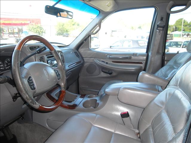 1998 Lincoln Navigator Base