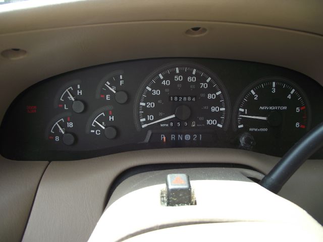 1998 Lincoln Navigator Ram 3500 Diesel 2-WD